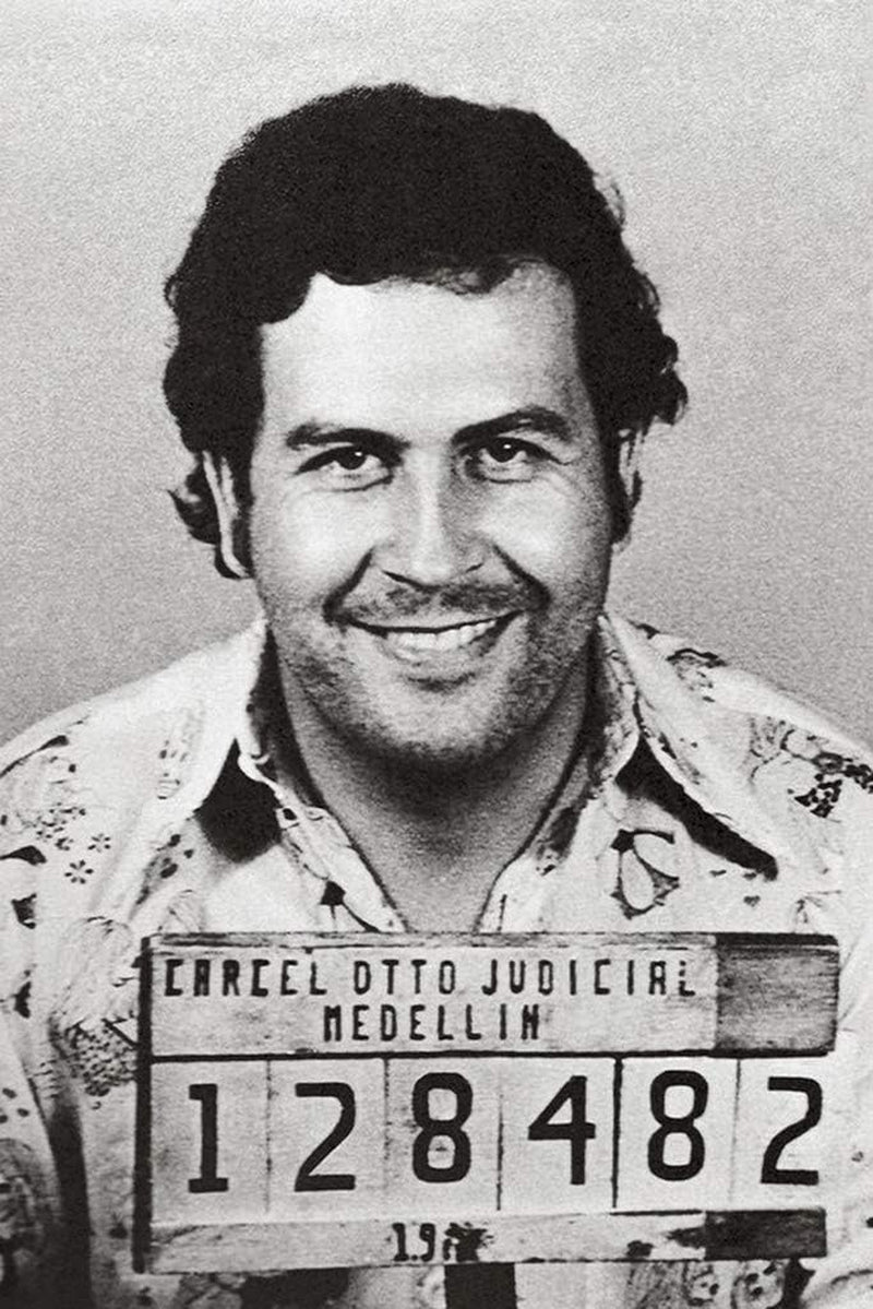 WALL ART El Patron Pablo Escobar Mugshot Poster - Exclusive Medellin Cartel Kingpin Decor for Classroom or Man Cave - 12x18 Cool Print